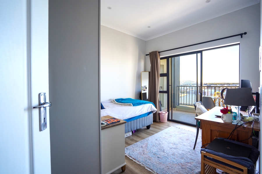 To Let 3 Bedroom Property for Rent in Sandown Western Cape